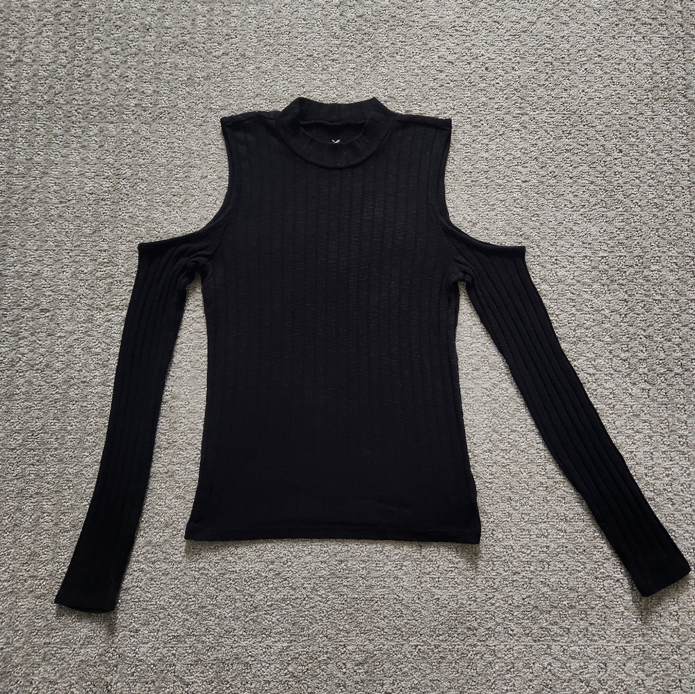 American Eagle Mock Neck Cold Shoulder AE Long Sleeve Black Top Size Medium